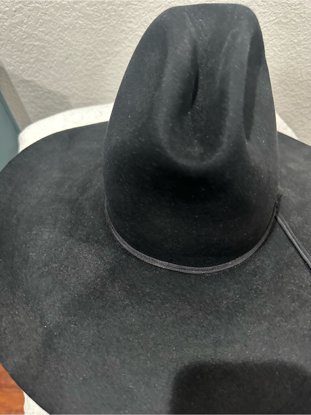 Black Wide-Brim Wool Cowboy Hat for Men - Picture 2 of 7